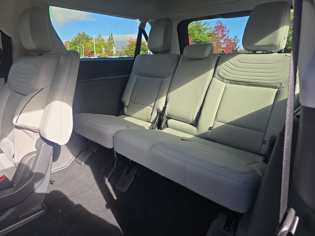 New 2027 Ford Expedition Max Platinum w/ Platinum Ultimate Package AWD/4WD image 34