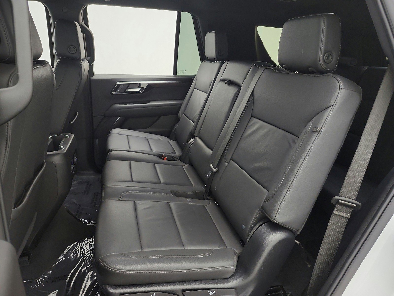 Used 2025 Chevrolet Tahoe LT AWD/4WD image 15