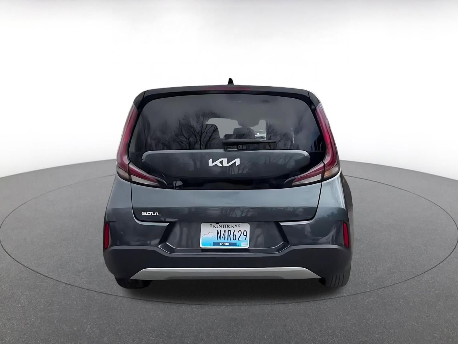 Used 2025 Kia Soul LX w/ LX Technology Package FWD image 12