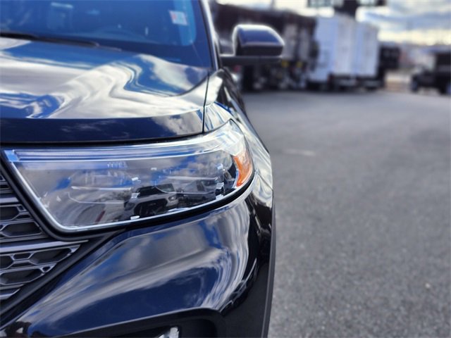 Certified 2022 Ford Explorer XLT w/ Equipment Group 202A image 10