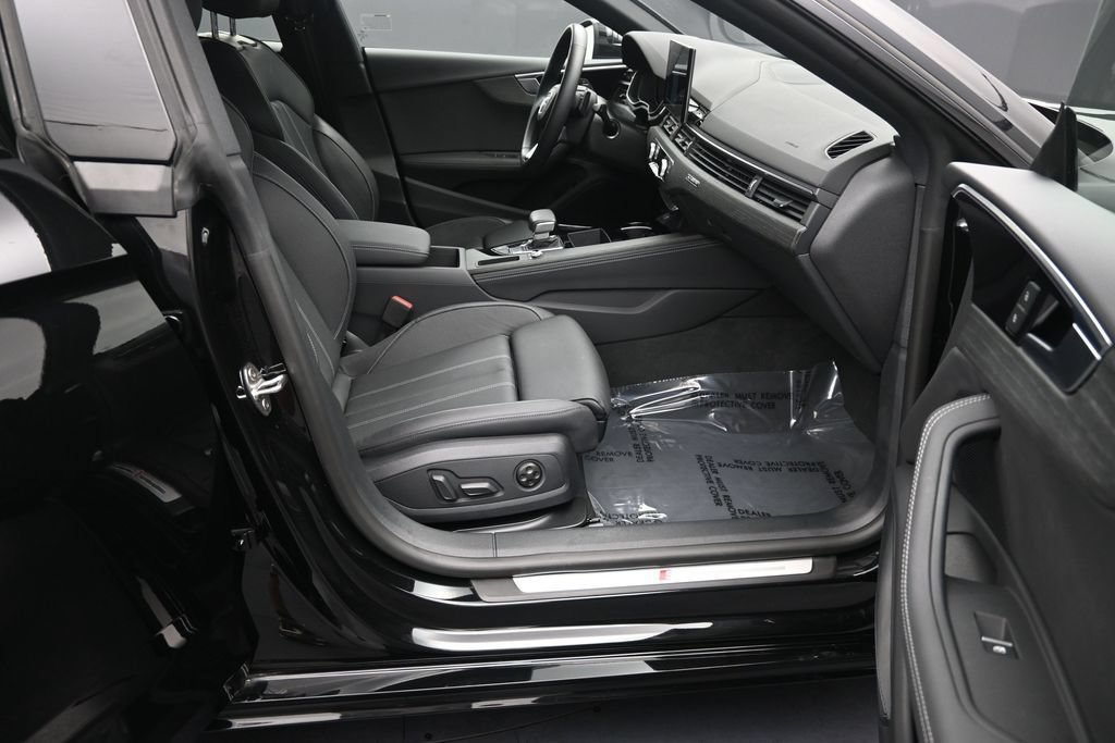 Used 2025 Audi A5 2.0T Premium Plus AWD/4WD image 11