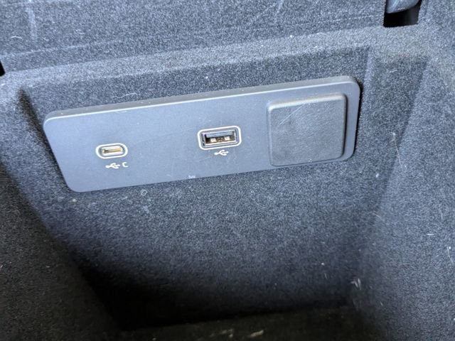 Used 2022 Jaguar F-PACE S AWD/4WD image 25