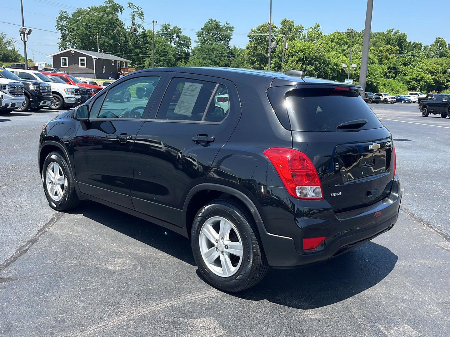 Used 2021 Chevrolet Trax LS w/ Tint and Cruise Package FWD image 3