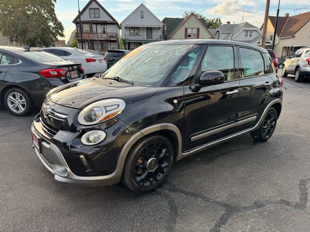 Used 2017 FIAT 500L Trekking image 3