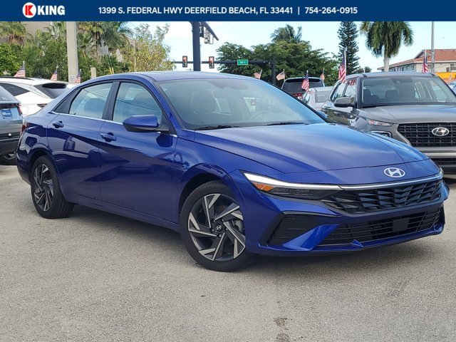 Certified 2025 Hyundai Elantra SEL w/ Cargo Package