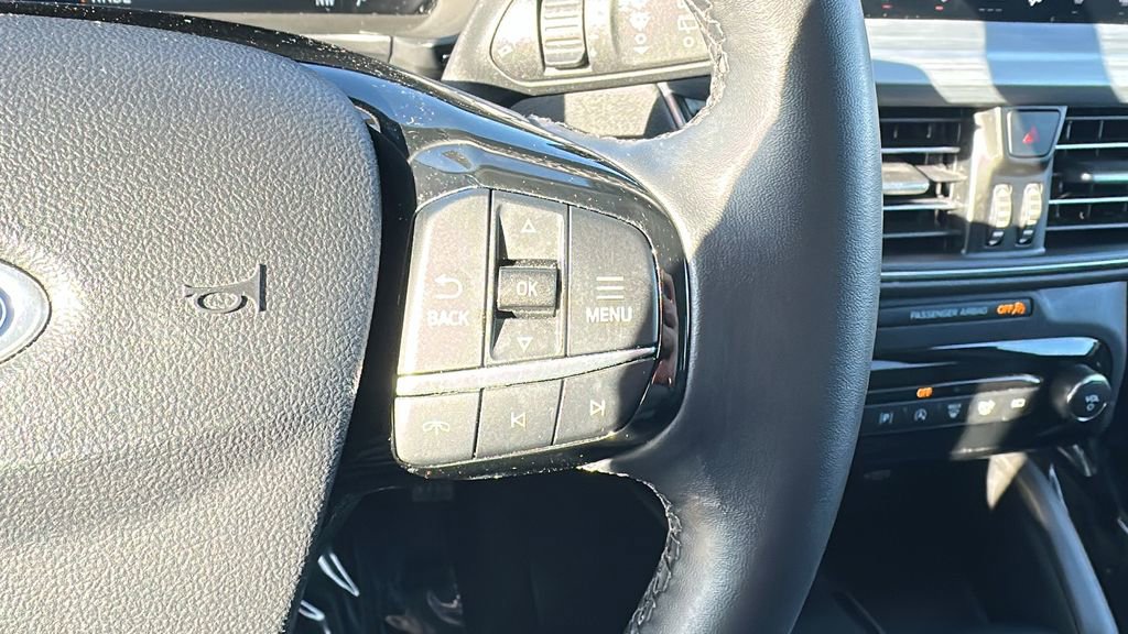 Used 2024 Ford Escape Platinum image 18