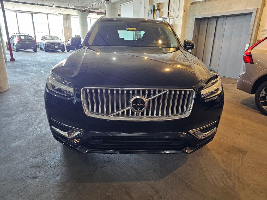 Certified 2024 Volvo XC90 B5 Plus AWD/4WD image 6