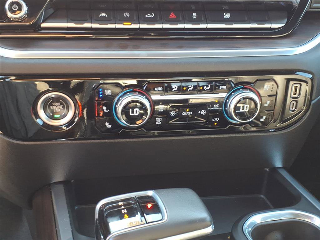 Certified 2022 GMC Sierra 1500 SLT w/ SLT Convenience Package image 24