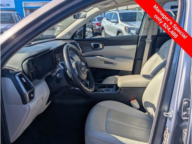 Used 2023 Kia Sorento EX w/ Panoramic Sunroof Package image 13
