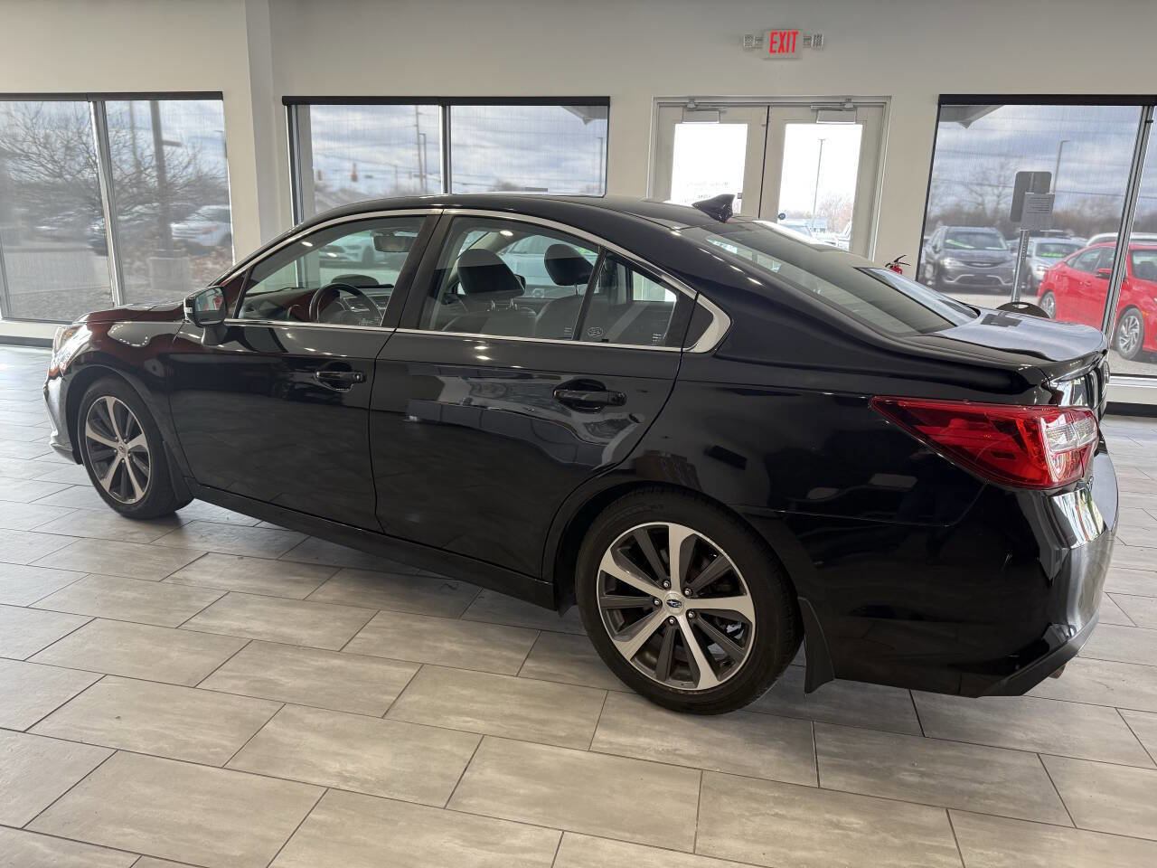 Used 2019 Subaru Legacy 2.5i Limited w/ Popular Package #2A image 6