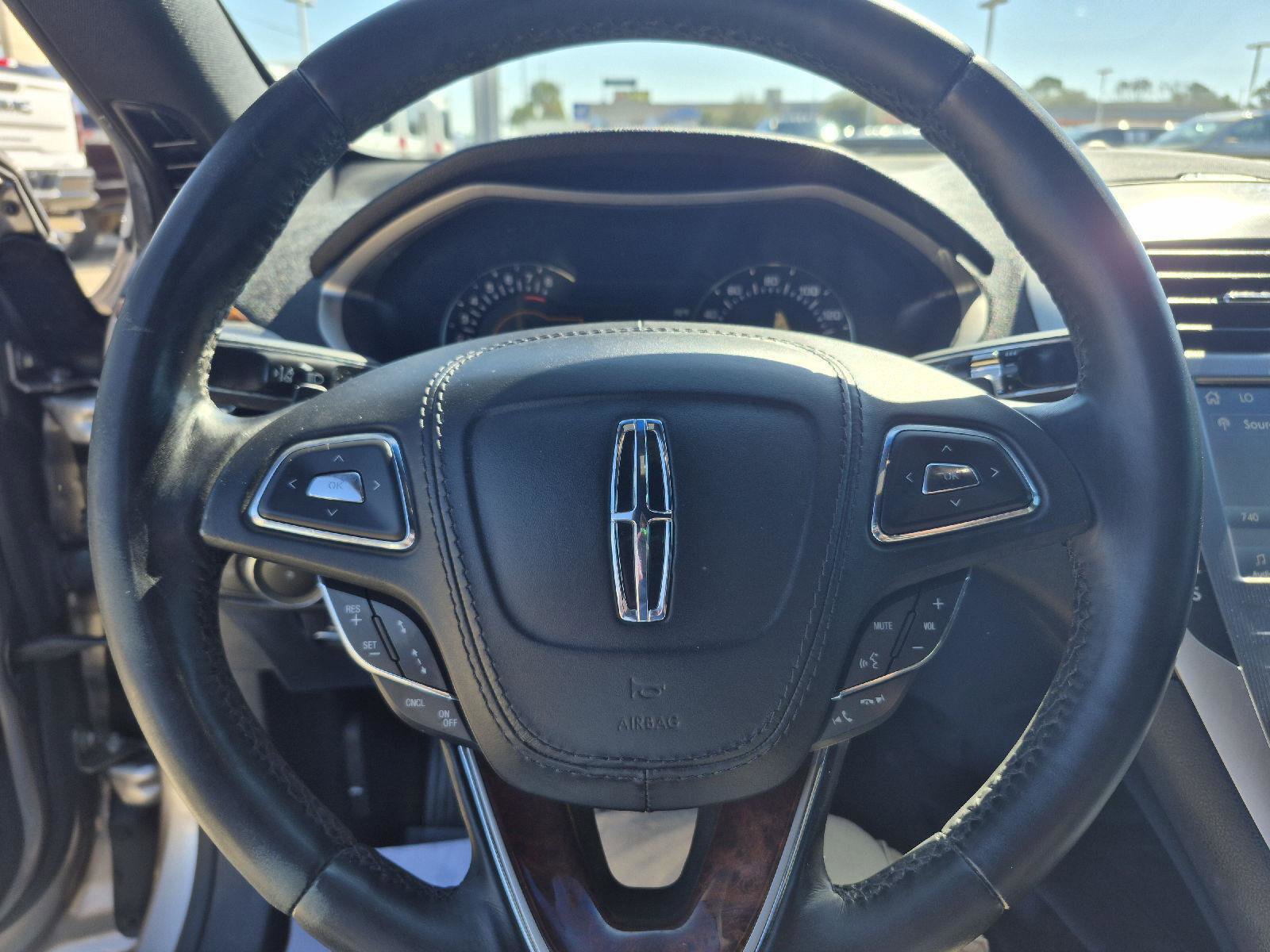 Used 2020 Lincoln MKZ Reserve w/ Elements Package image 15