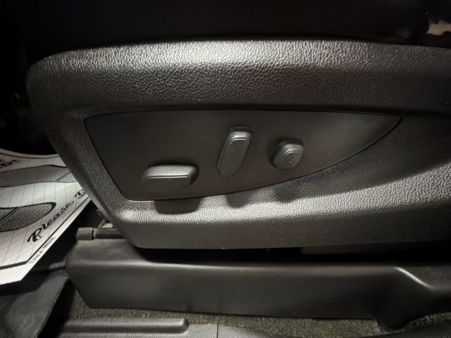 Used 2016 Chevrolet Silverado 1500 LT w/ Midnight Edition AWD/4WD image 12