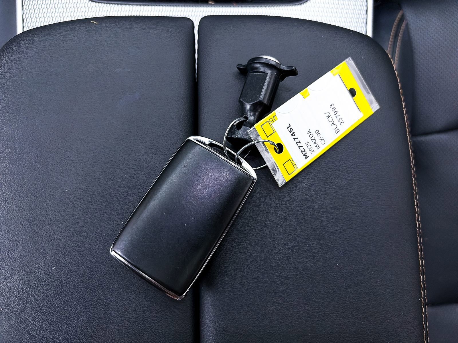 Used 2025 MAZDA CX-90 Plug-In Hybrid w/ Premium Plus image 28