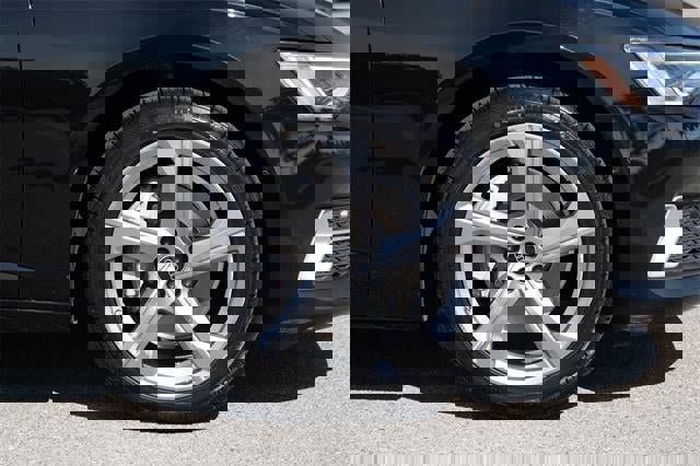 Used 2024 Audi A6 Premium Plus image 11