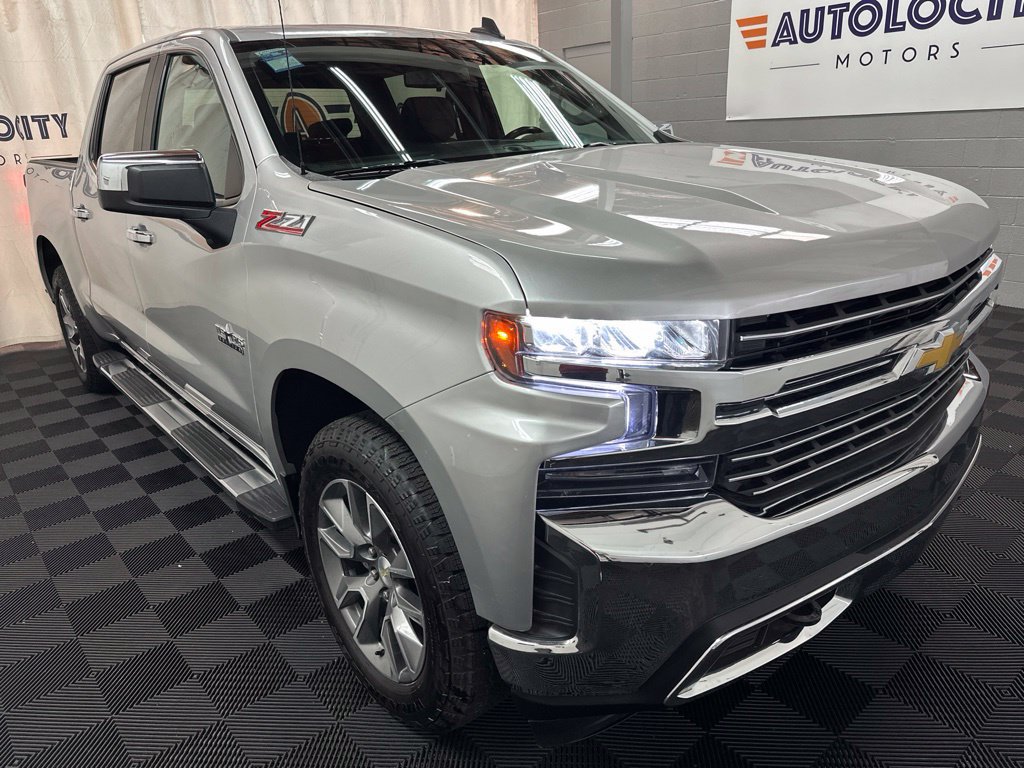 Used 2021 Chevrolet Silverado 1500 LT AWD/4WD image 2