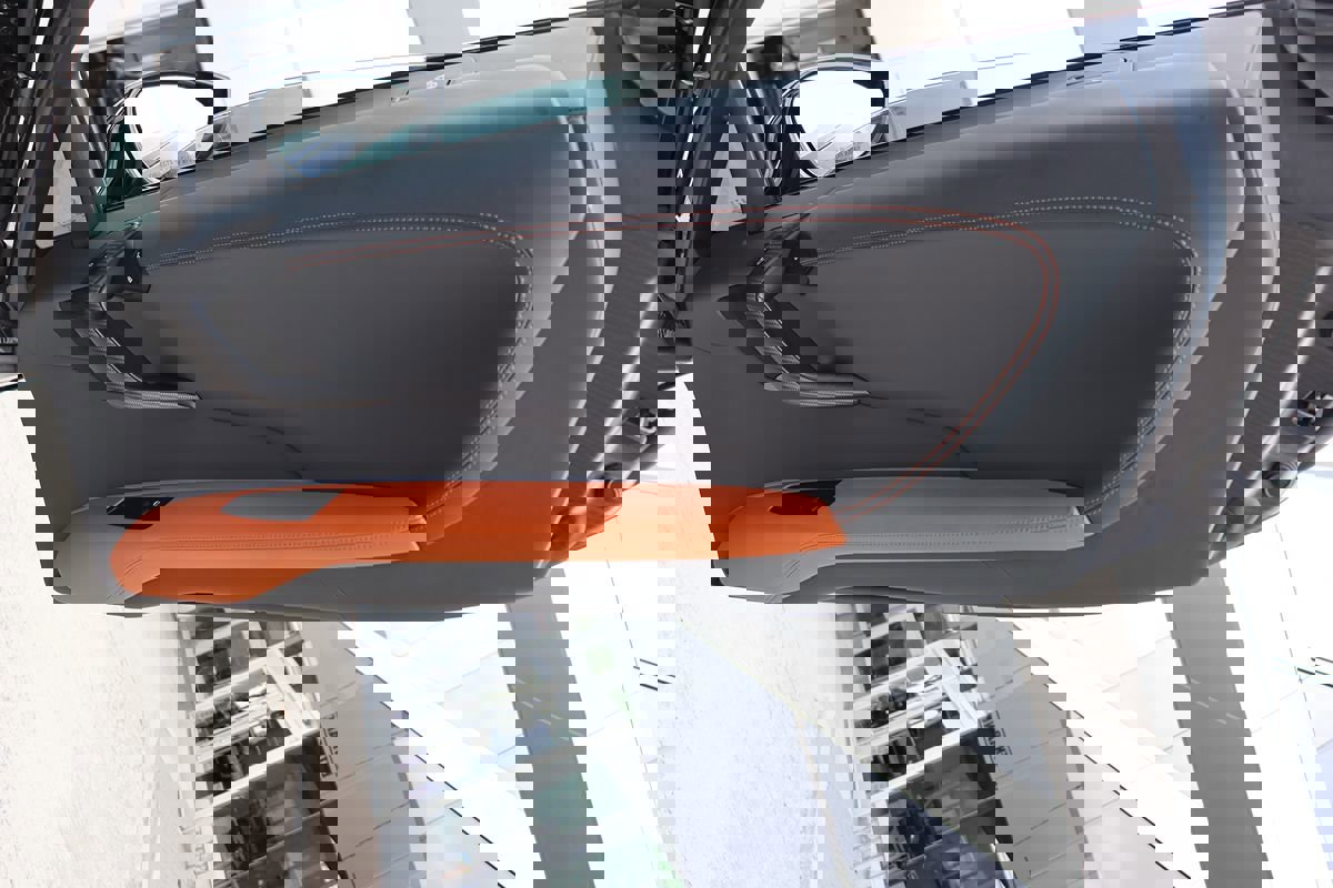 Used 2019 BMW i8 Roadster image 53