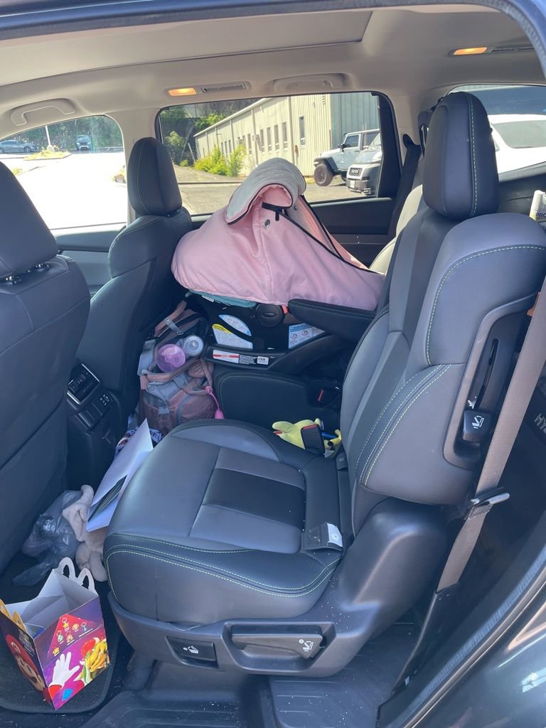 Used 2024 Subaru Ascent Onyx Edition image 9