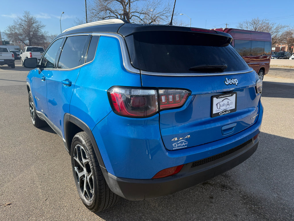 Used 2024 Jeep Compass Limited AWD/4WD image 8