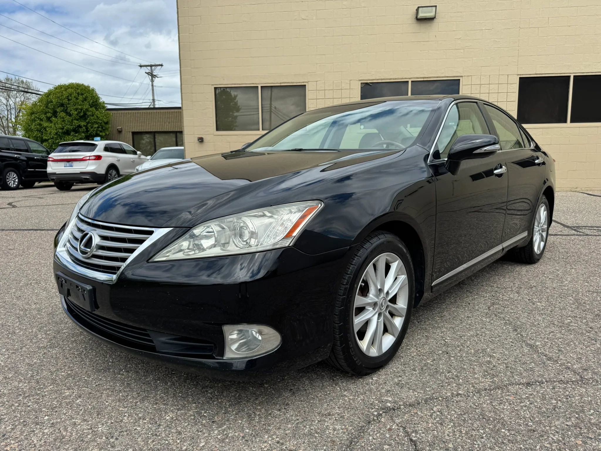 Used 2011 Lexus ES 350 FWD image 3