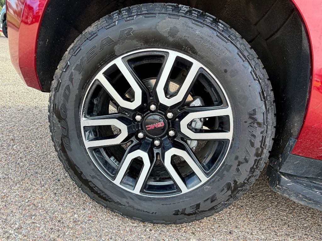 Certified 2023 GMC Yukon AT4 image 17