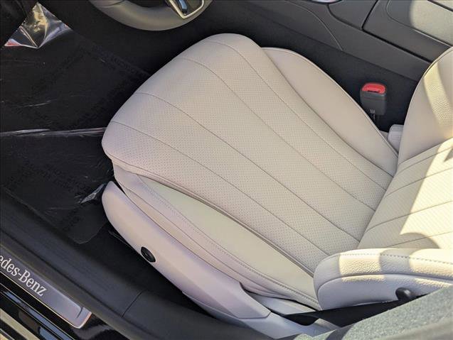 New 2026 Mercedes-Benz E 350 4MATIC Sedan image 4