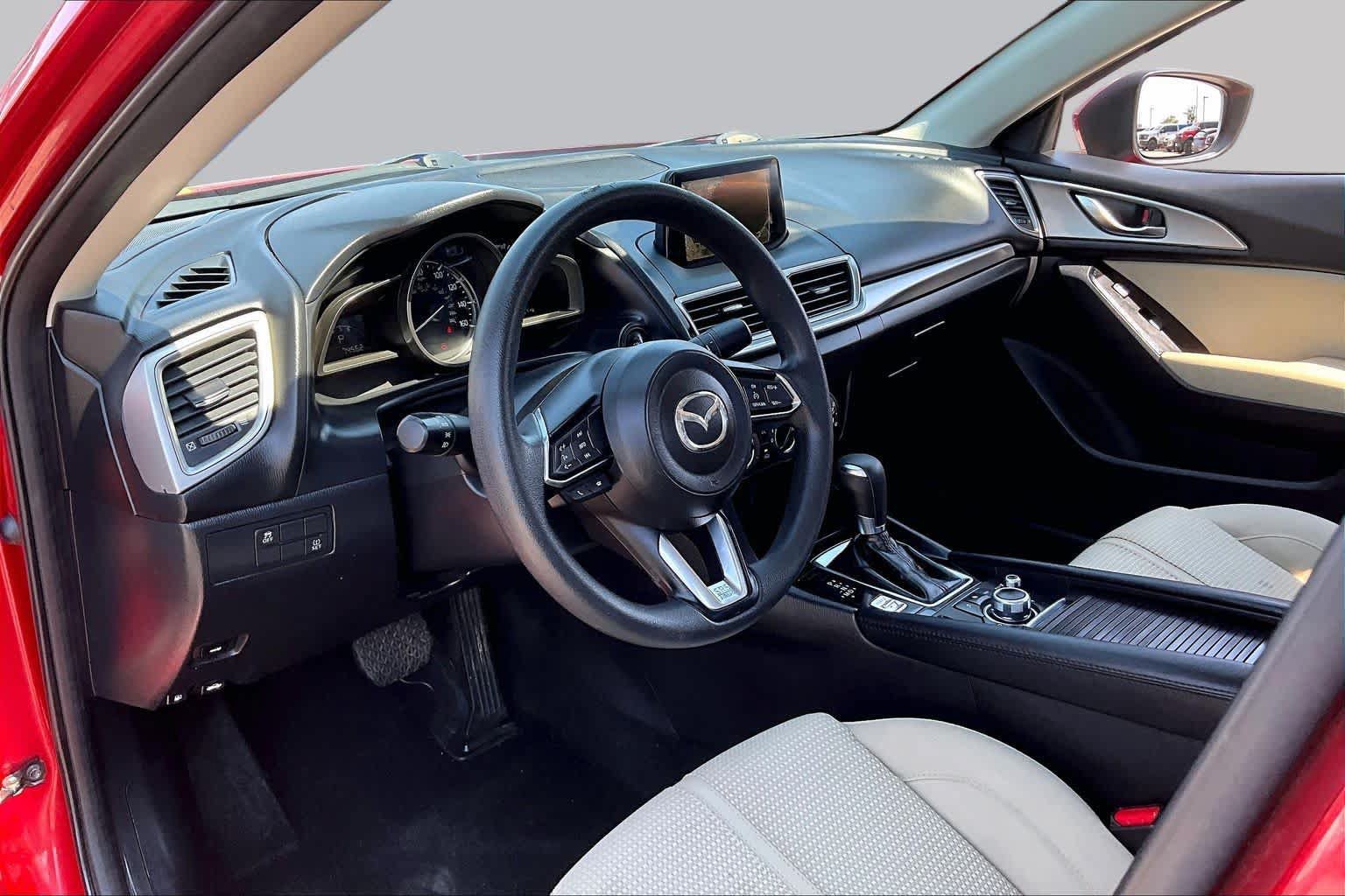 Used 2018 MAZDA MAZDA3 Sport w/ Preferred Equipment Package FWD image 17