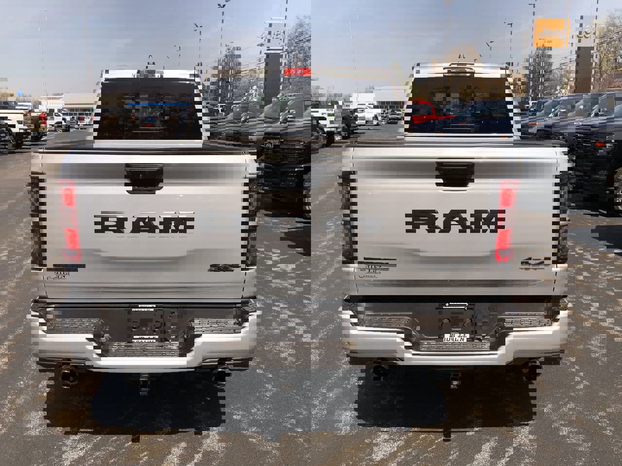 New 2026 RAM 1500 4x4 Crew Cab image 18