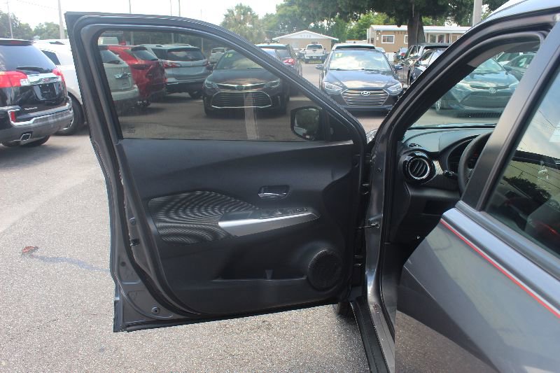 Used 2020 Nissan Kicks SV image 7