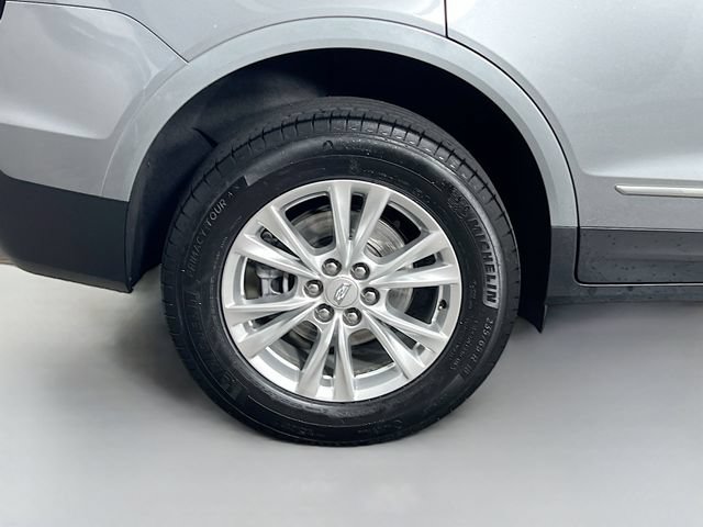 Used 2025 Cadillac XT5 Luxury FWD image 36