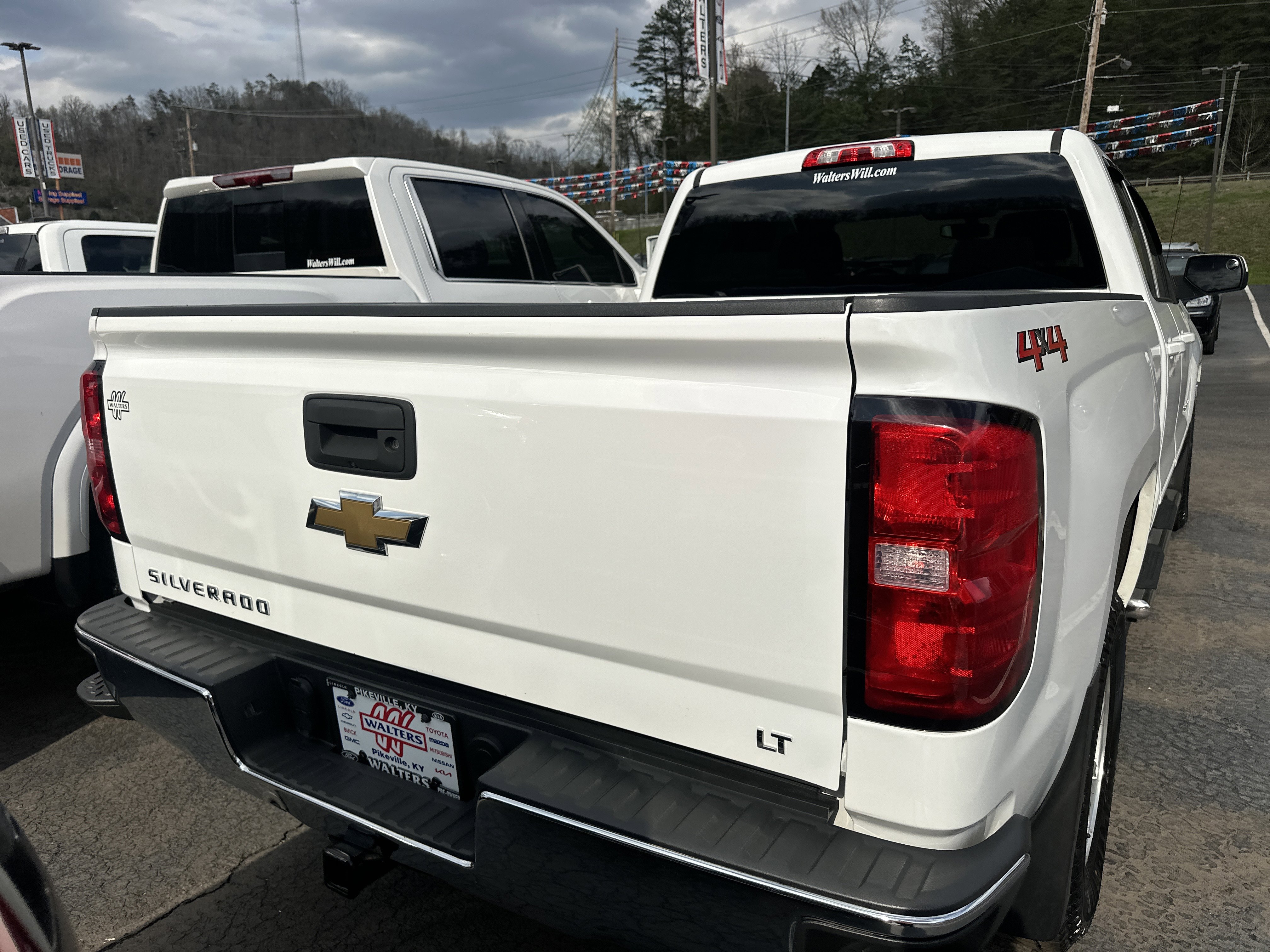 Used 2018 Chevrolet Silverado 1500 LT image 3