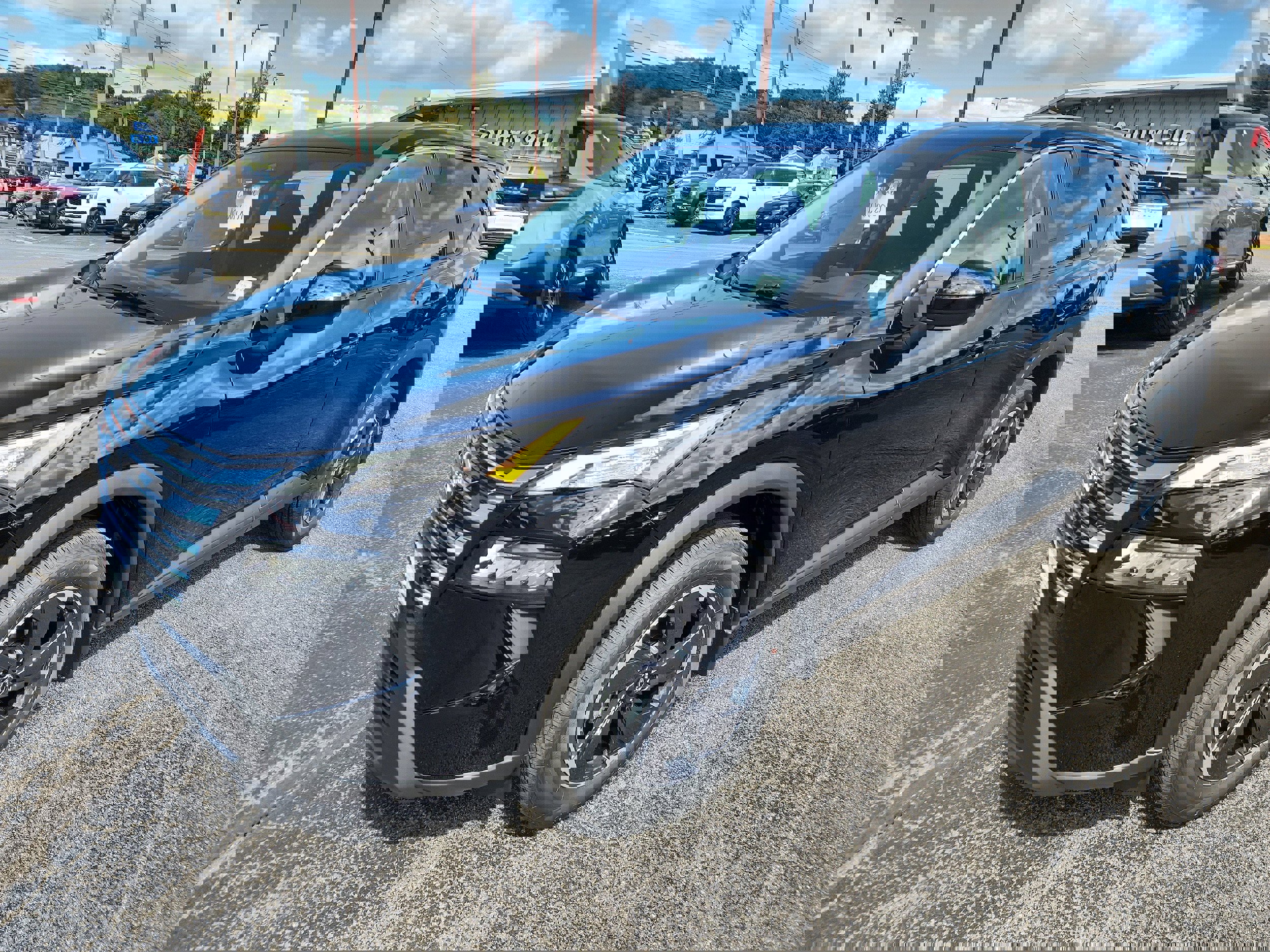 New 2026 Nissan Rogue SV image 4