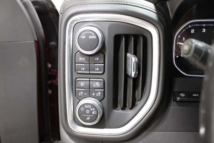 Used 2020 GMC Sierra 1500 AT4 w/ AT4 Premium Package image 32