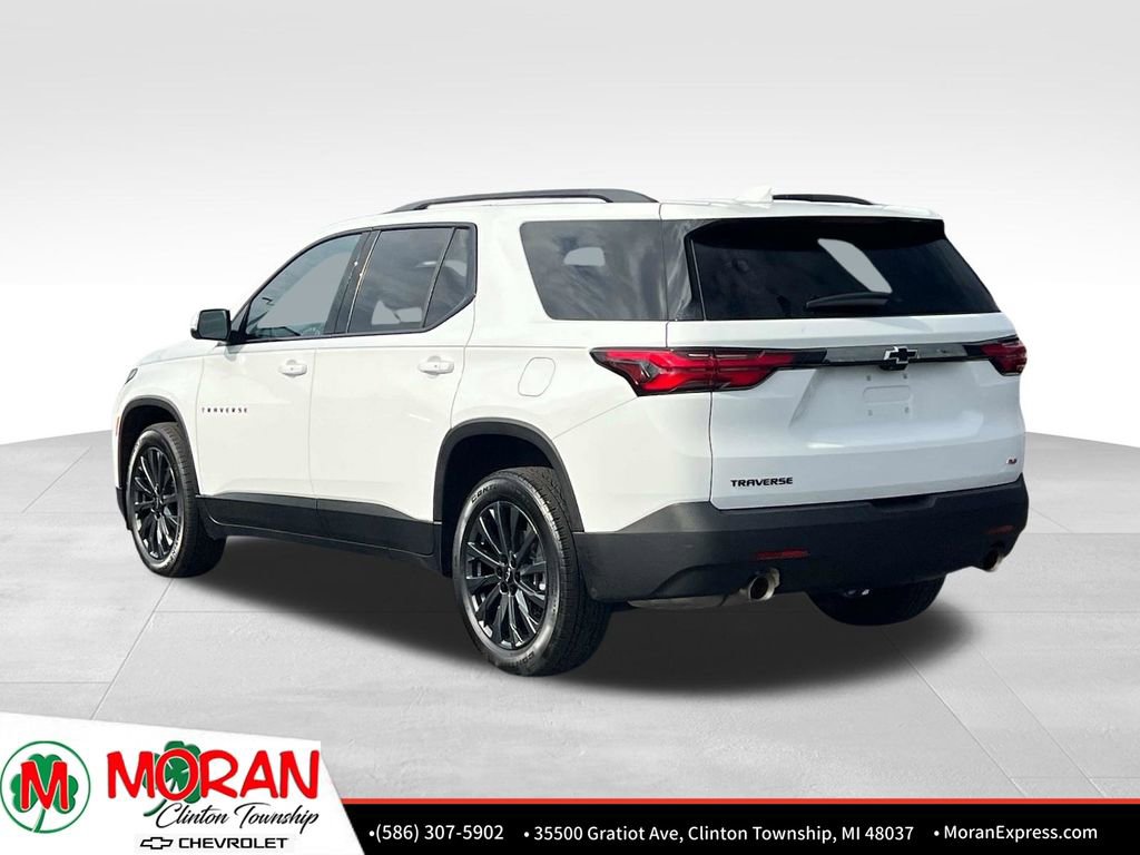 Certified 2023 Chevrolet Traverse RS w/ LPO, Floor Liner Package FWD image 4