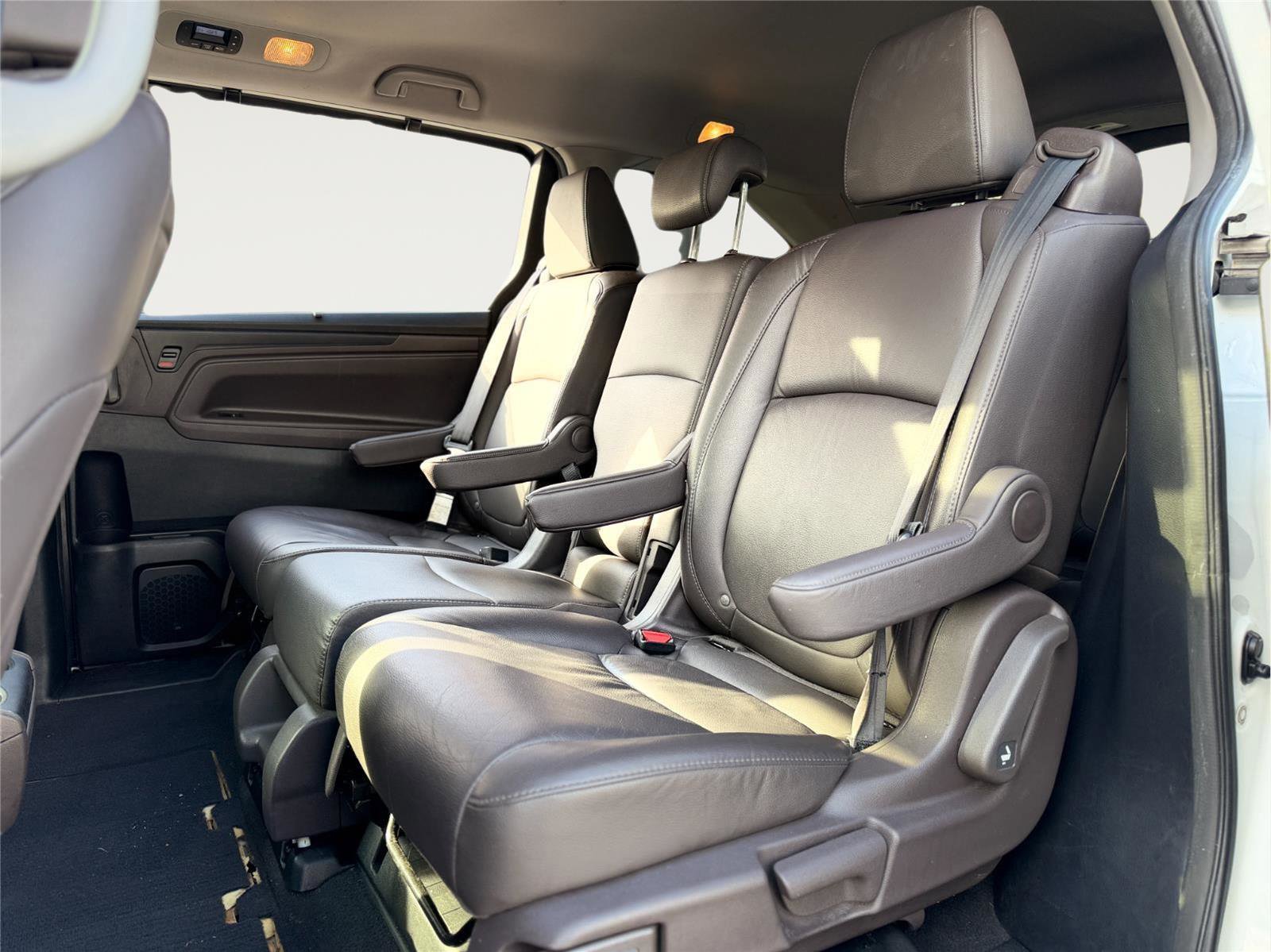 Used 2020 Honda Odyssey Elite image 19
