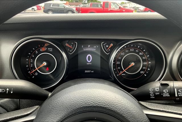 Used 2023 Jeep Wrangler Unlimited Sport AWD/4WD image 13