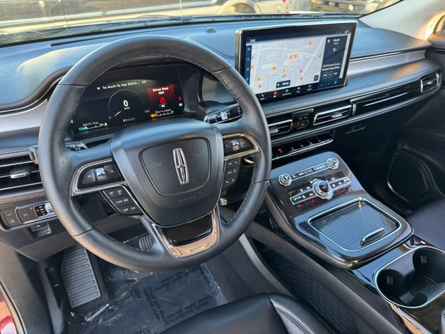 Used 2022 Lincoln Nautilus AWD w/ Premium Package image 3