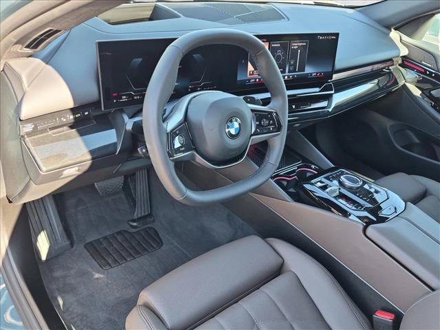 Used 2026 BMW 530i RWD image 10