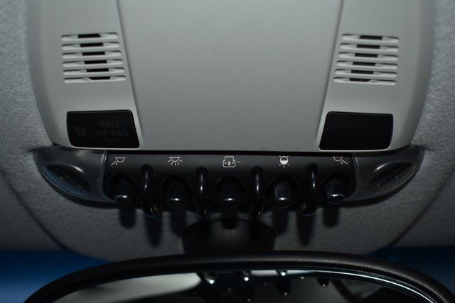 Used 2010 MINI Cooper Clubman Hardtop w/ Premium Pkg image 25