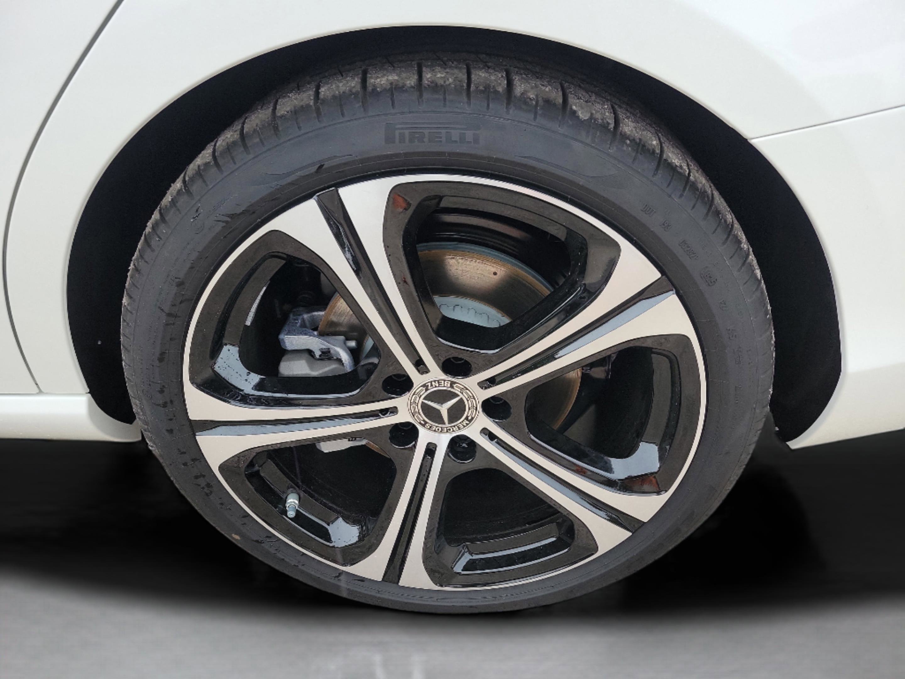 Certified 2026 Mercedes-Benz C 300 Sedan image 6