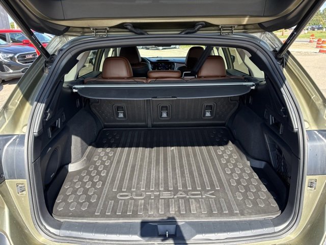 Used 2020 Subaru Outback Touring XT image 17