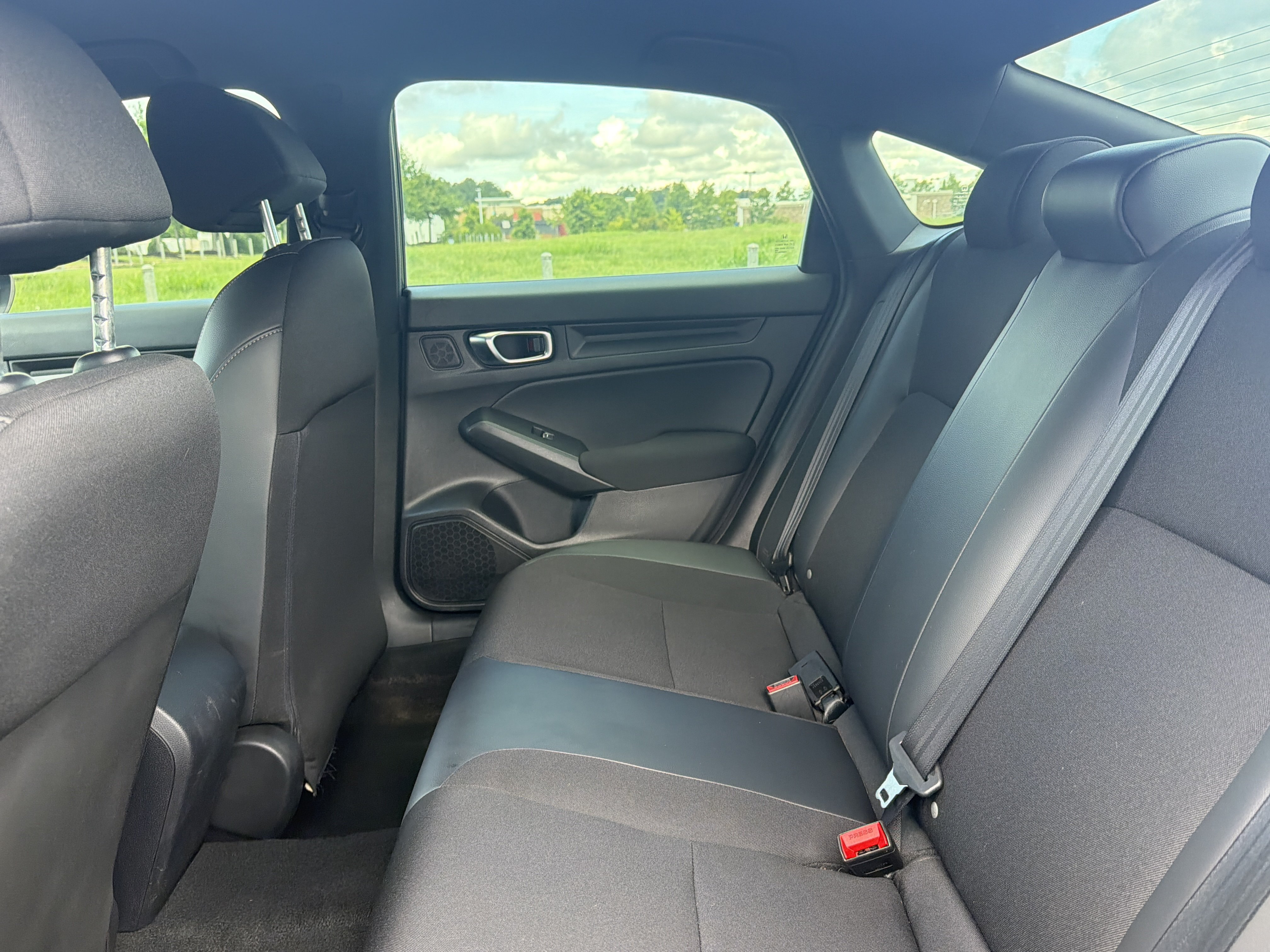 Used 2024 Honda Civic Sport image 29