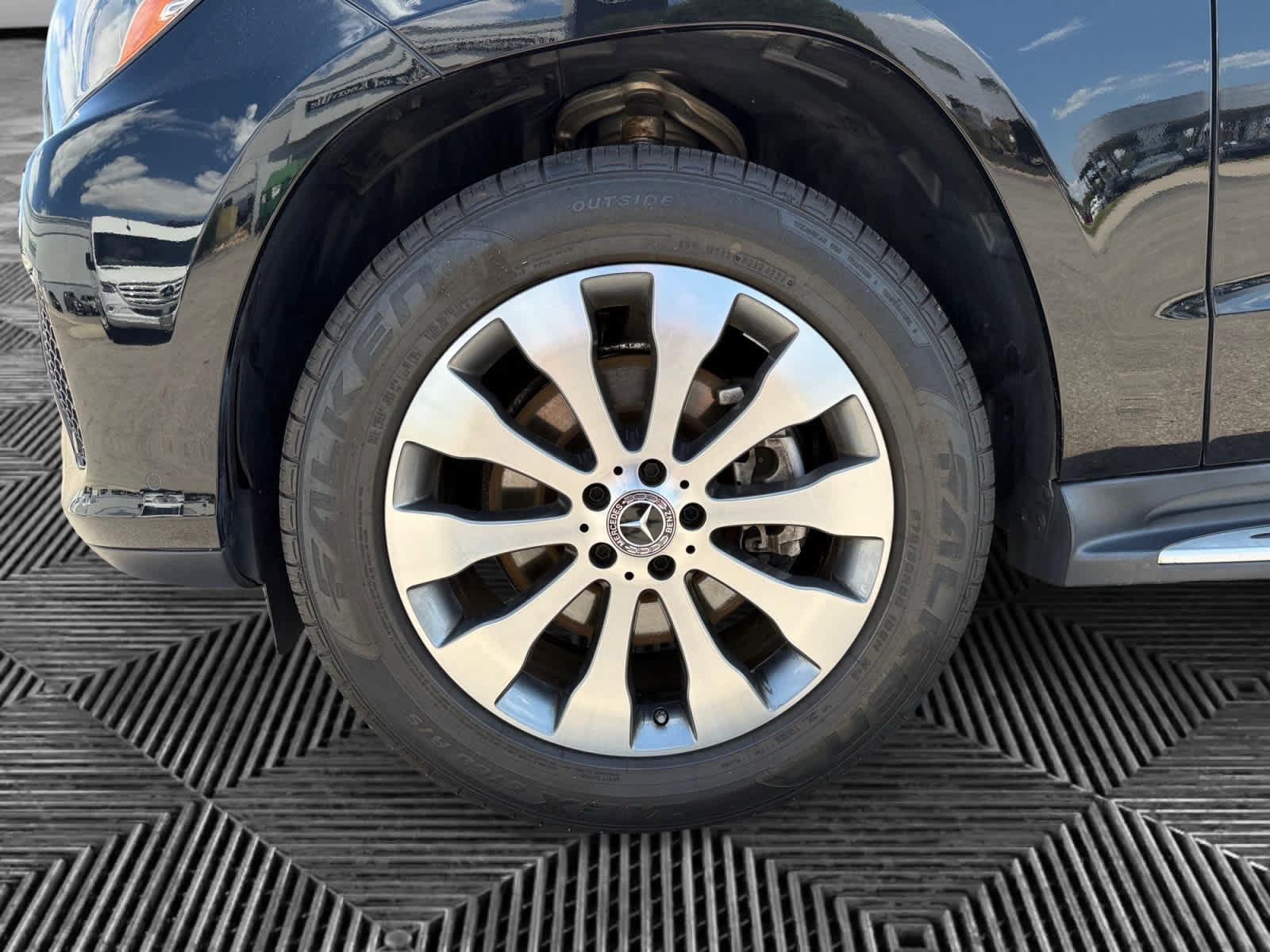 Used 2019 Mercedes-Benz GLS 450 4MATIC image 9