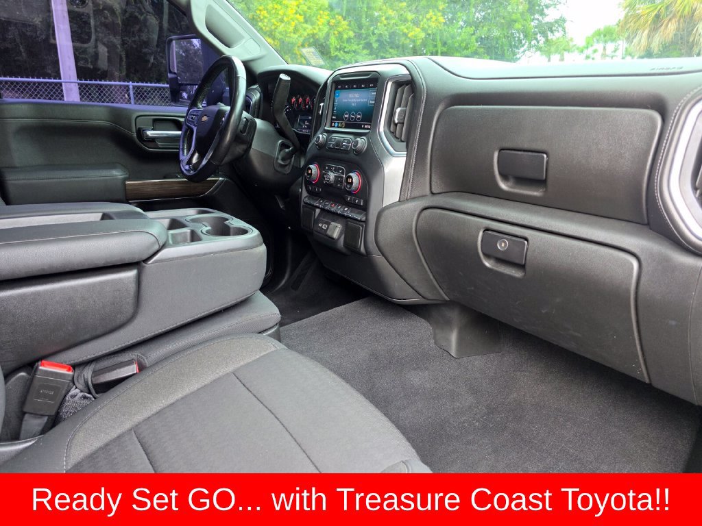 Used 2020 Chevrolet Silverado 1500 LT w/ All-Star Edition AWD/4WD image 14