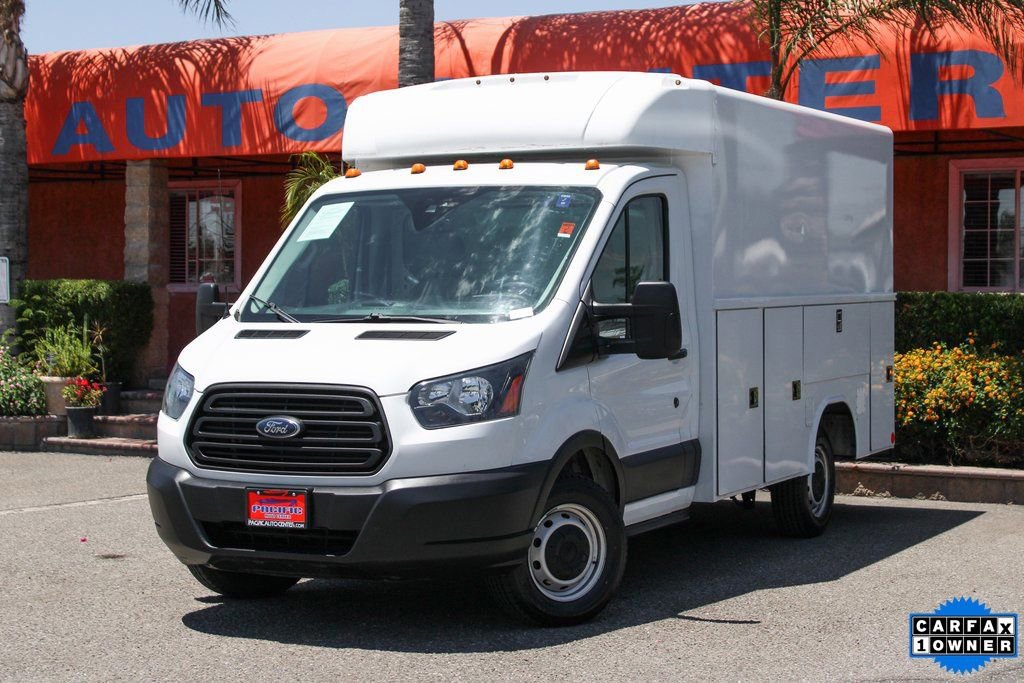 Used 2019 Ford Transit 250 138 RWD image 4