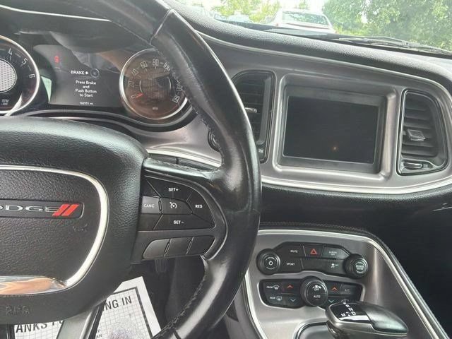 Used 2019 Dodge Challenger SXT RWD image 17
