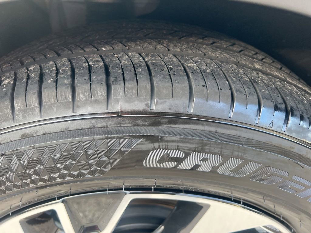 Certified 2025 Kia Sportage EX image 40