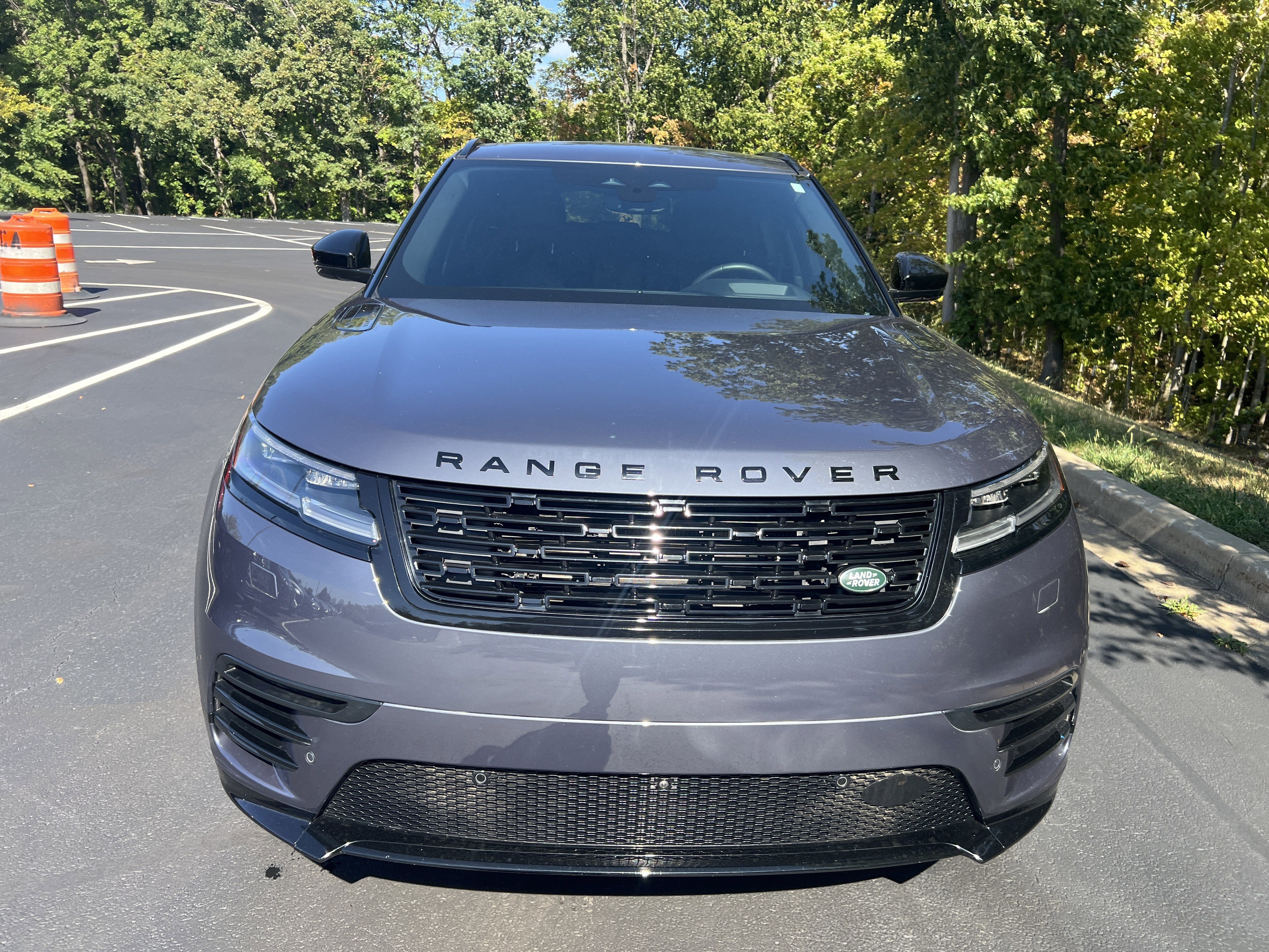Certified 2024 Land Rover Range Rover Velar Dynamic SE image 8