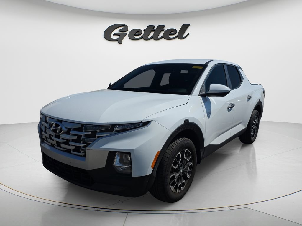 Used 2023 Hyundai Santa Cruz SE image 1