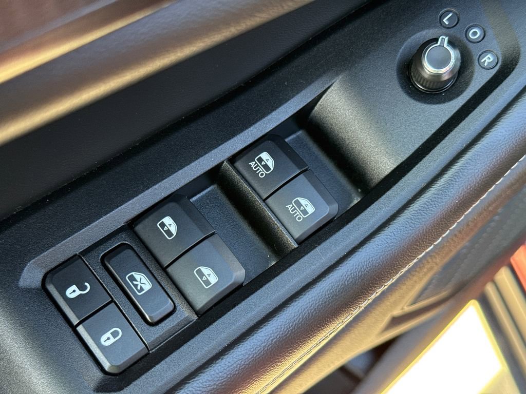 Used 2023 Jeep Grand Cherokee Altitude image 20