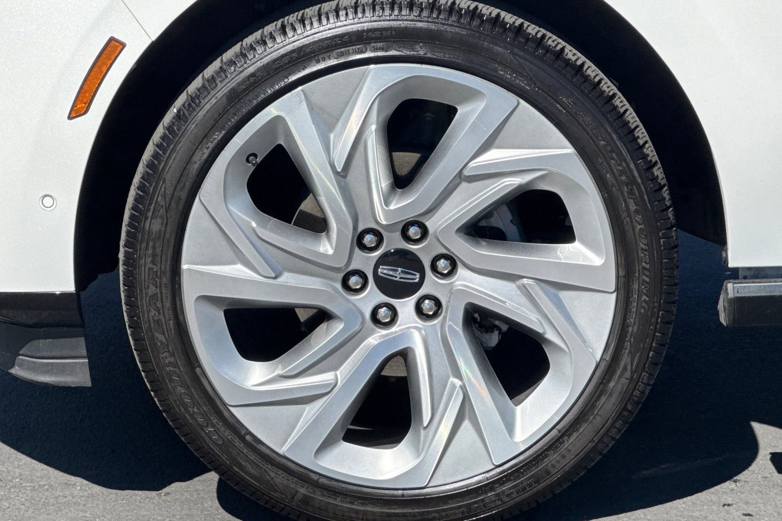 Certified 2025 Lincoln Navigator L Reserve image 26